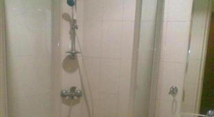 Grand Sumatera Hotel Surabaya Exterior foto